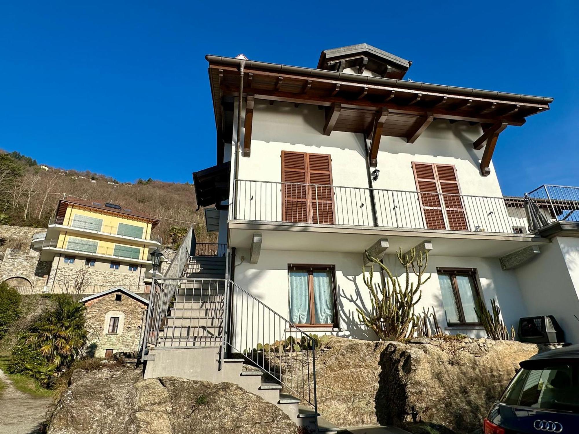 カンノビオCasa Vista Castelliアパートメント エクステリア 写真